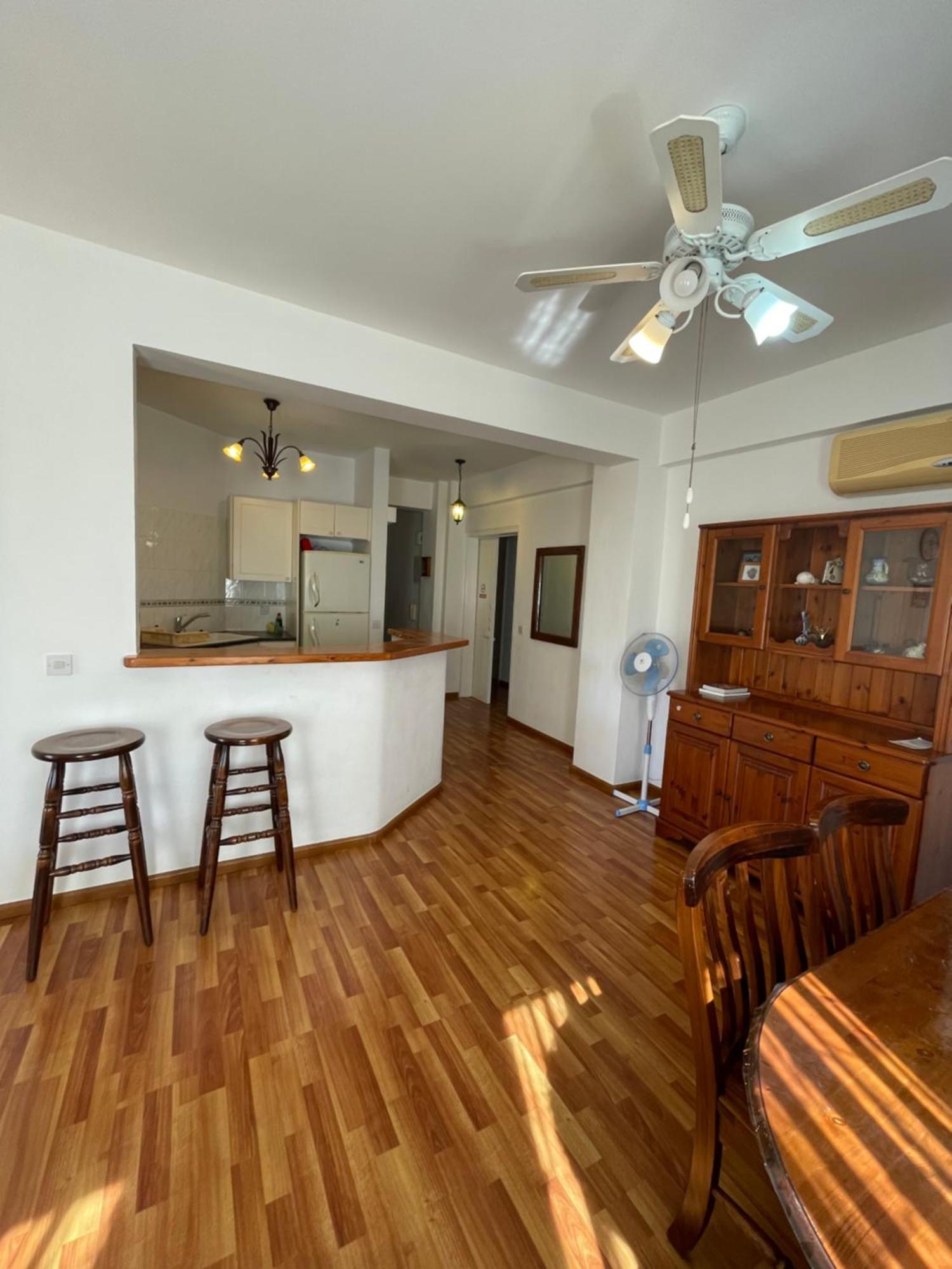 Limnaria Gardens Two Bedroom Apartment With Balcony Pafos Dış mekan fotoğraf